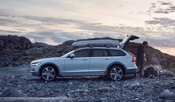 The Volvo V90 Cross Country Volvo Ocean Race is fitted with recycled nylon car mats